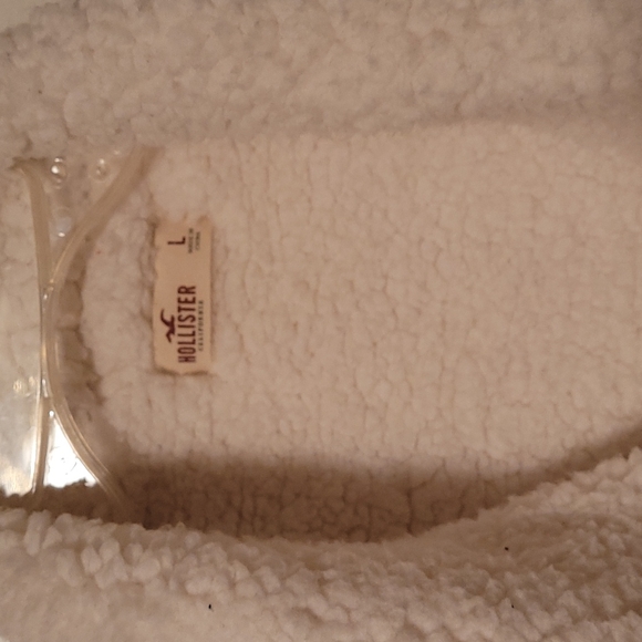 NWOT - SHERPA Lined Vest, WOW!! - Picture 6 of 15